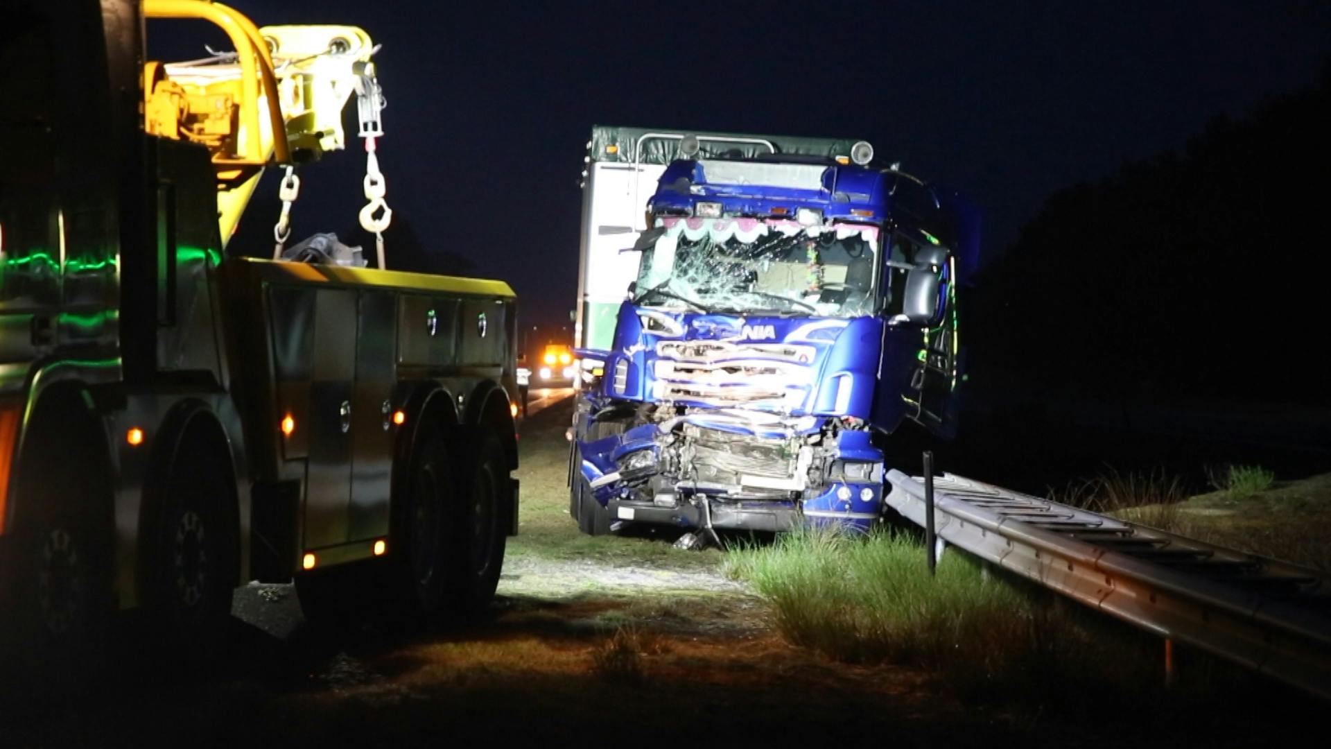 Ongeluk Met Twee Vrachtwagens Op A67 Bij Bladel